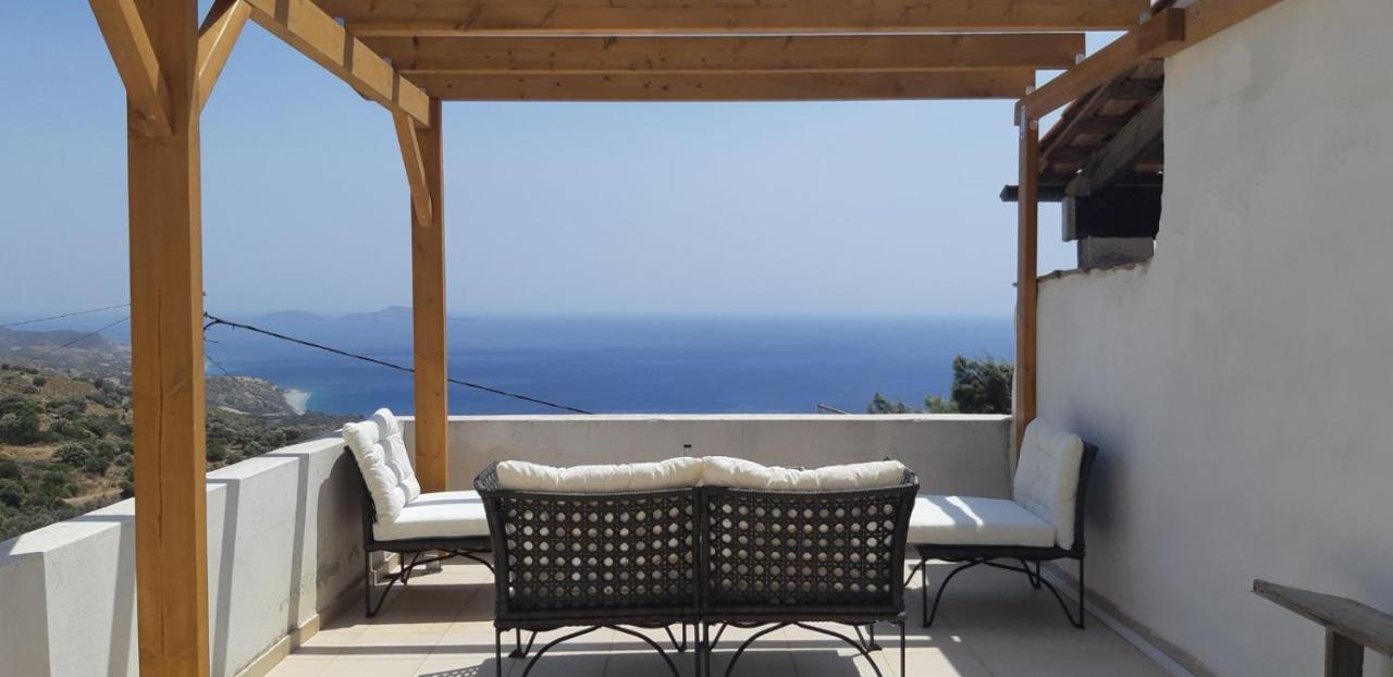 Petrino Paradosiako Country house Kerames